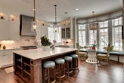 Kitchen design with round wall