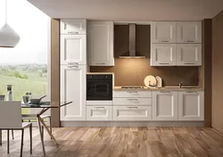 Дызайн кухні з двума пеналамі