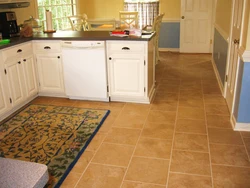 Mətbəx dizaynı plitələr və linoleum