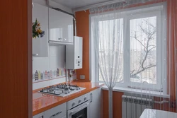 Panel evində mətbəx pəncərəsinin dizaynı