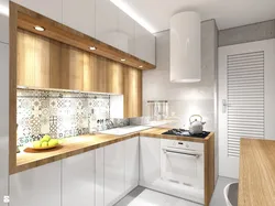 Tasteful kitchen design with backsplash