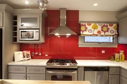 Тарҳи ошхона бомазза бо backsplash