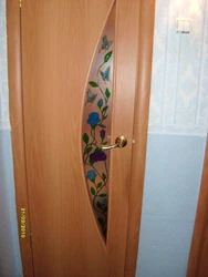 Ванна бөлмесінің есігінің суретін жаңартыңыз