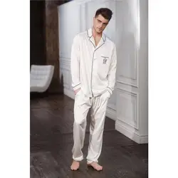 Photo sleeping clothes