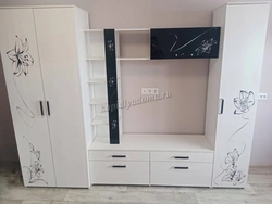 Акси лилия ҳуҷраи зиндагӣ