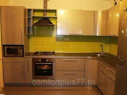 Кухни угловые золотые фото