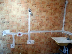 Сим дар ҳаммом акс