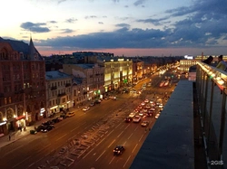 Katta oshxona Ligovskiy fotosurati