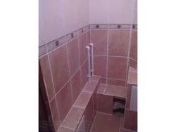 Vannadagi plitkalar va quvurlarning fotosurati