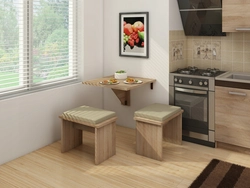 Kitchen table photo 9