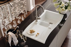 Light Kitchen Sink Photo