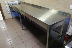 Металічны стол для кухні фота