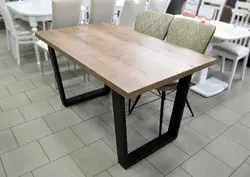 Мизи металлӣ барои акси ошхона