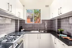Apron With Grout Kitchen Photo