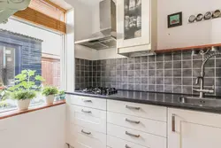 Apron With Grout Kitchen Photo