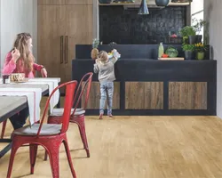 Vinyl laminate flooring photo in the kitchen