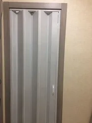 Küvet fotoşəkili üçün akkordeon qapıları