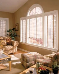 Curtains and blinds in the living room photo