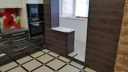 Ламінат на кухні хрушчоўка.