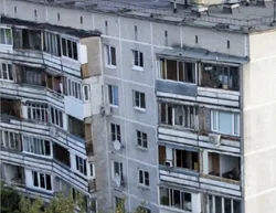 Lodjiyali ko'p qavatli uyning fotosurati