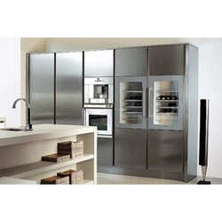 Photo of a kitchen with vertical handles