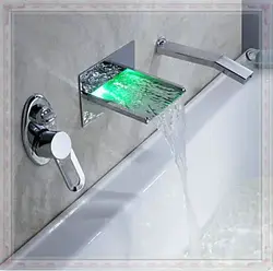 Крани ванна аз акси девор