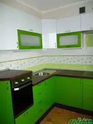 White kitchen green countertop photo