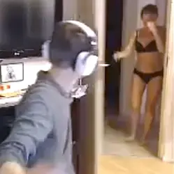 Ас үйдегі жасырын камераның фотосы