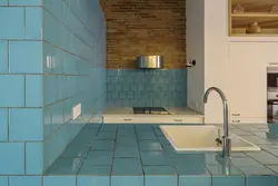 Кеңестік ванна бөлмесінің фотосуретіндегі плиткалар