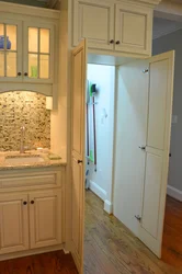 Close the door in the kitchen photo