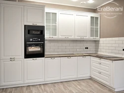 White kitchen with cornice photo