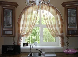 Round window in the kitchen photo