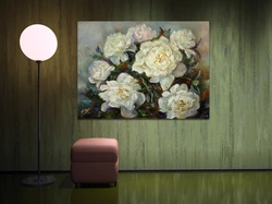 Yataq otağında şəkil çəkdirən peonies