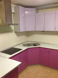 Trapezoidal Lavabo Fotoşəkili Olan Mətbəxlər
