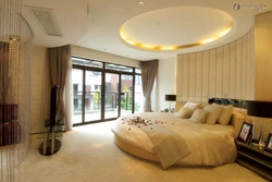 Round ceiling in the bedroom photo