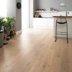 Сурати тахтаи фарши ошхона