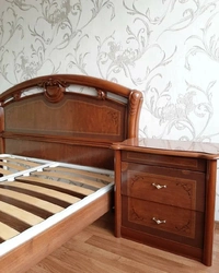 Photos of bedroom sets from the 80s