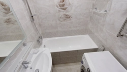 Dimensions of a bathtub in a panel house photo
