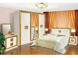 Bedroom set on vikaline in photo