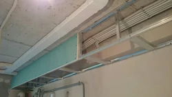 Photo of plasterboard boxes in the kitchen