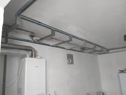 Photo of plasterboard boxes in the kitchen