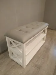 Koridor fotoşəkili üçün rəfləri olan banket