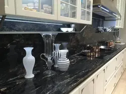 Ошхона бо акси countertop мармар сиёҳ