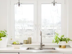 Which windows to the kitchen are better? Photos