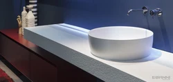 Косаи Оид Ба Countertop Дар Акс Ҳаммом