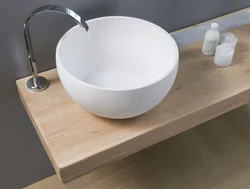 Косаи оид ба countertop дар акс ҳаммом