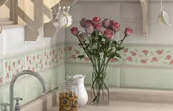 Сафолҳои бо гул дар акс ошхона