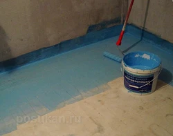 Plitələr fotoşəkili altında banyoda su yalıtımı