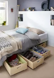 Yataq otağı fotoşəkili üçün çekmeceler və rəflər