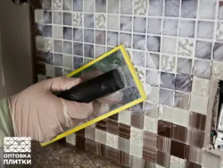 How to lay out a mosaic in the bathroom photo